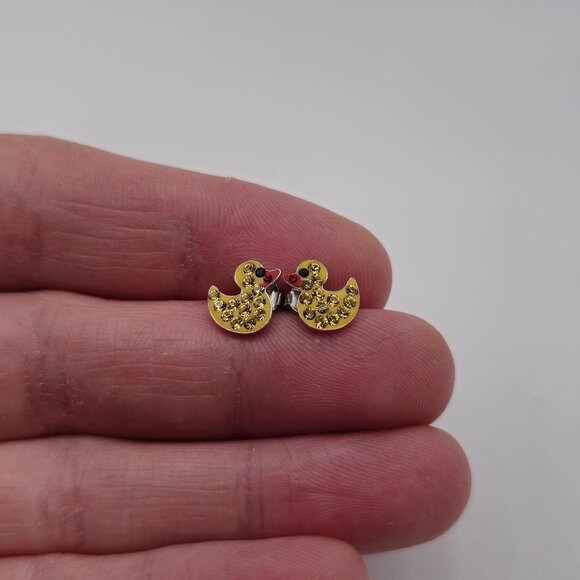 Jewelry - Sterling Silver Adorable Crystal Duck Small Stud Earrings A3257